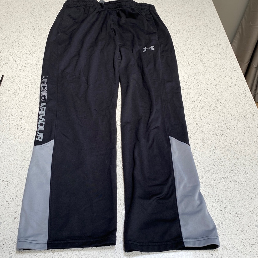 Under Armour - pants